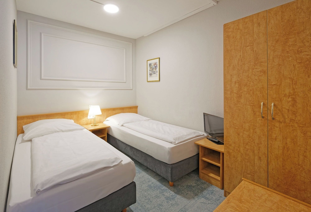Friends Hotel Kerpen 13/48