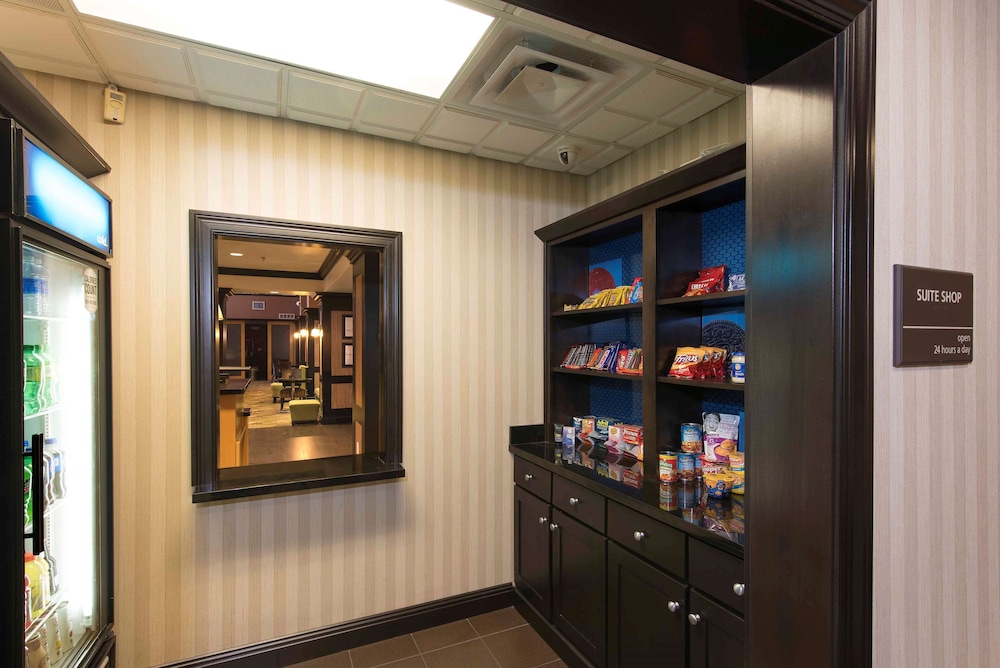 Hampton Inn & Suites Danville 35/42