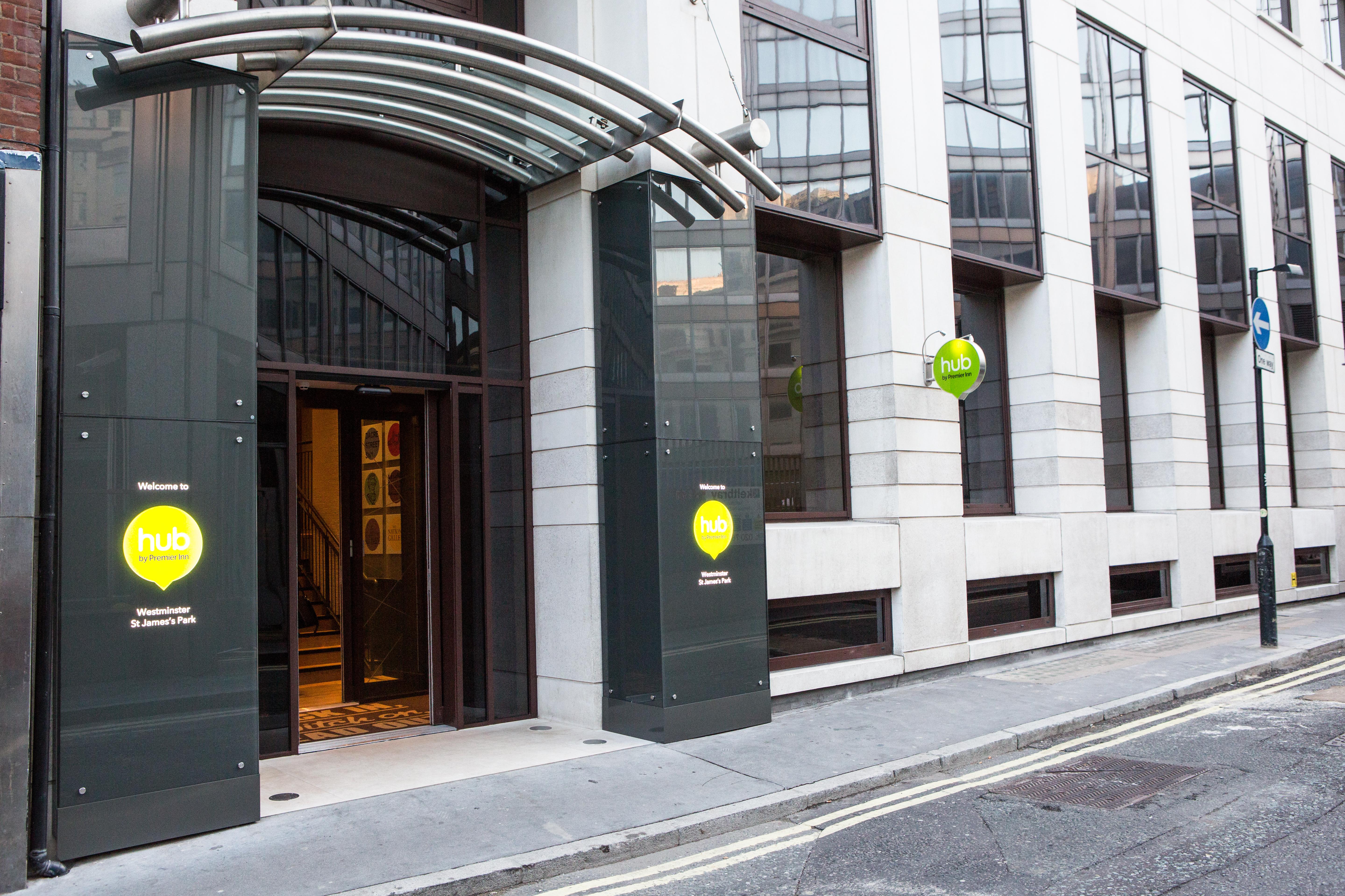 Hub by Premier Inn London Westminster, St James's Park in LONDON