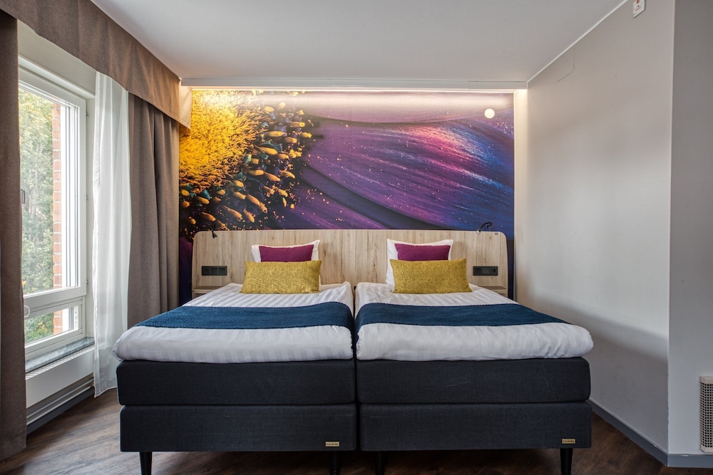 Memory Hotel 21/36