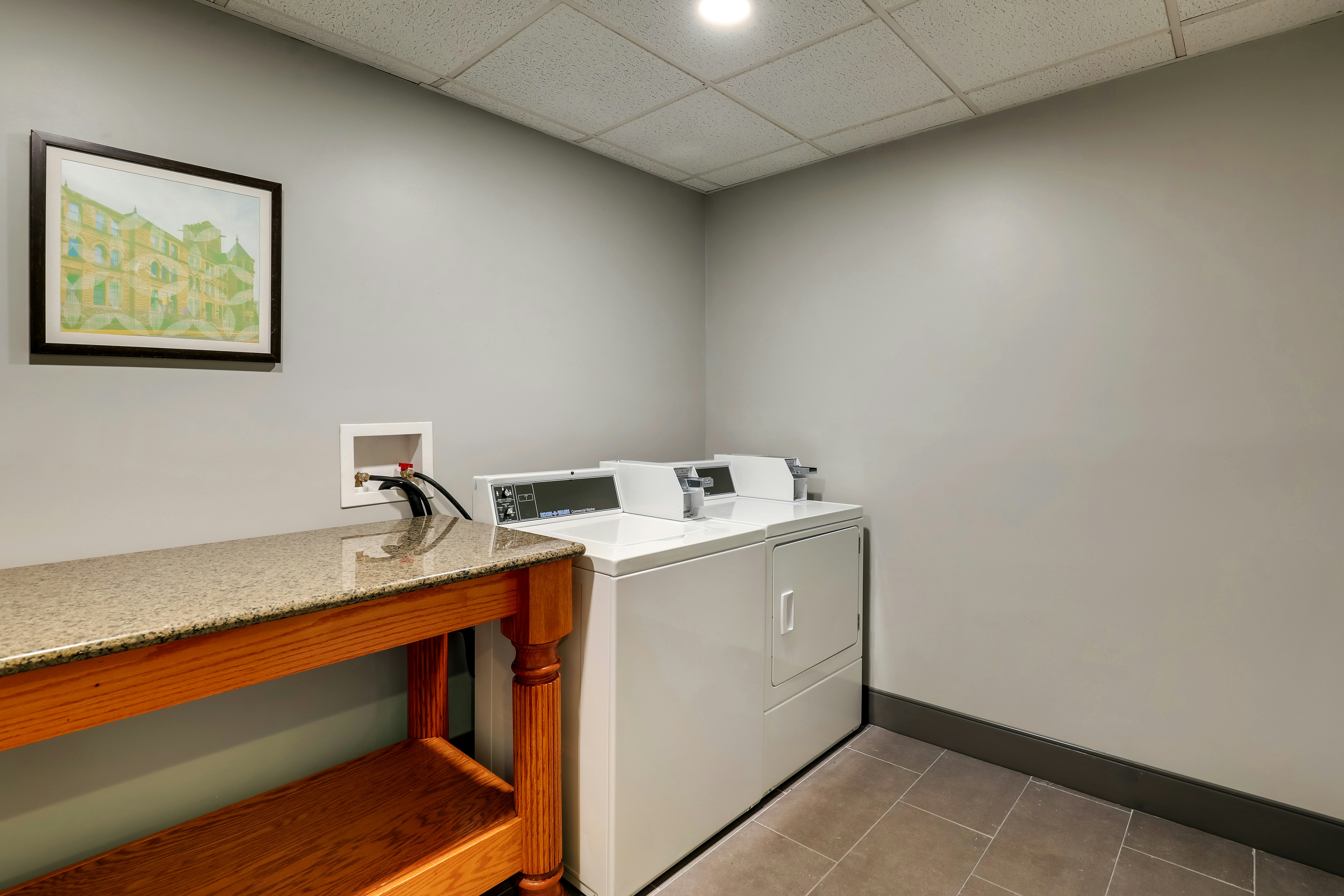 Hampton Inn Lebanon, MO 21/56