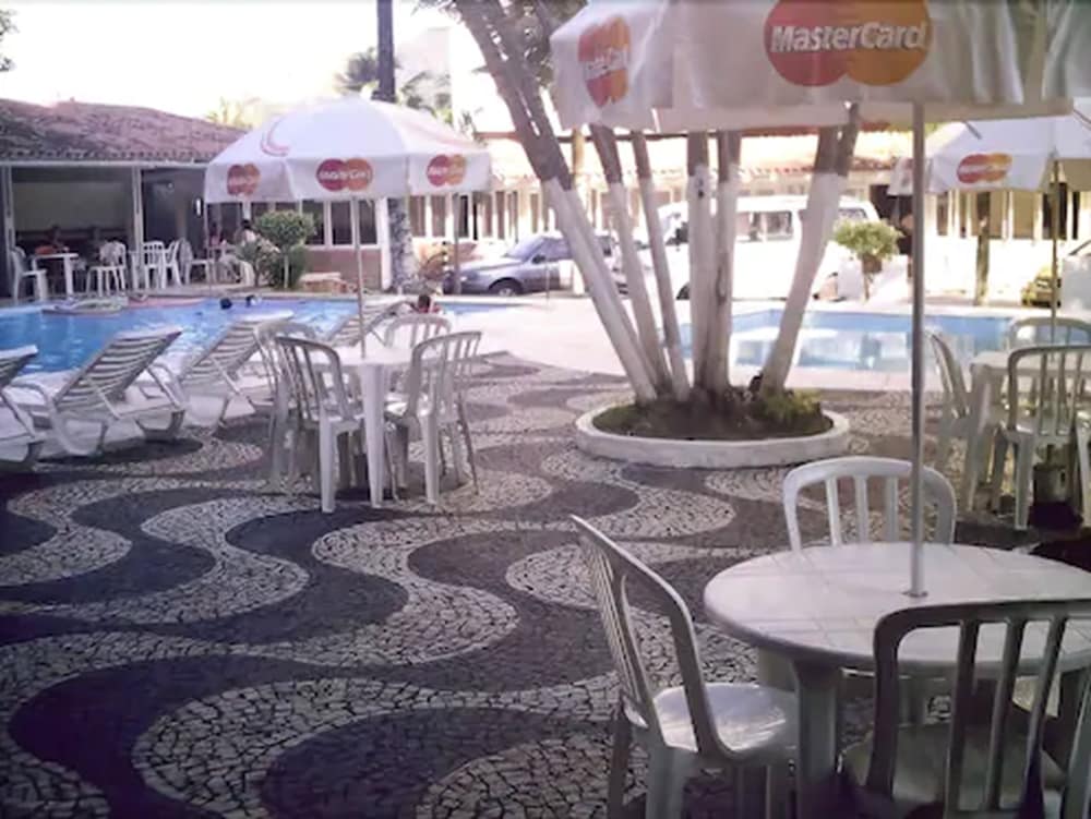 Acropolis Marina Hotel 52/57