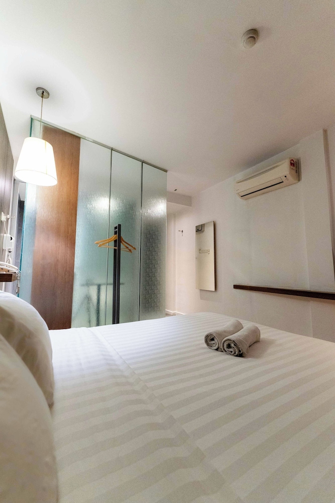 غرفة قياسية بسرير كوين، T+ Hotel Butterworth 7/10