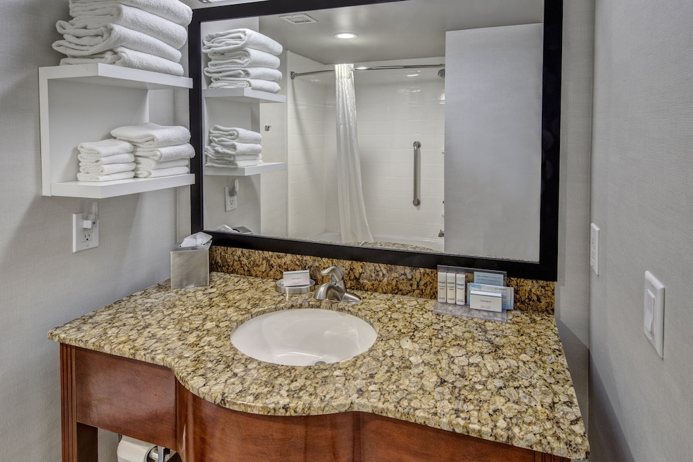 Executive, Suite, King Bed, Hampton Inn Indianapolis SW Plainfield 3/3