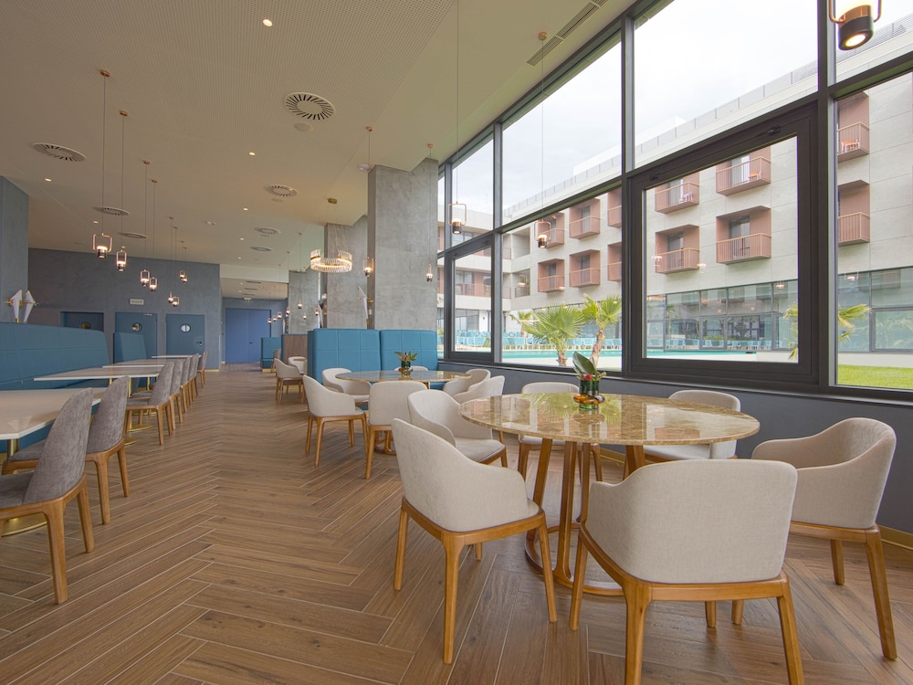 Sines Sea View Business & Leisure Hotel 39/50