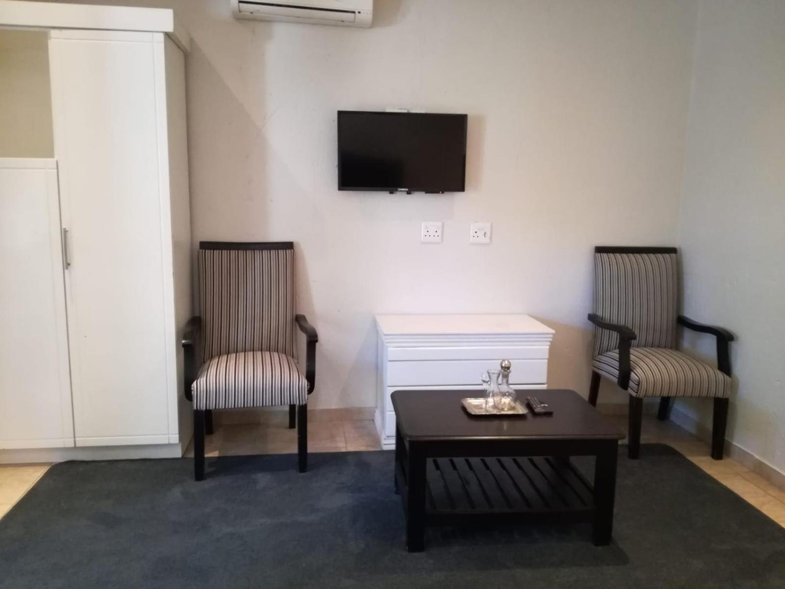Cedar Rest Hotel 22/24