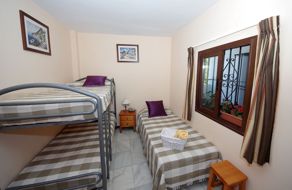 Pension Aduar 13/50