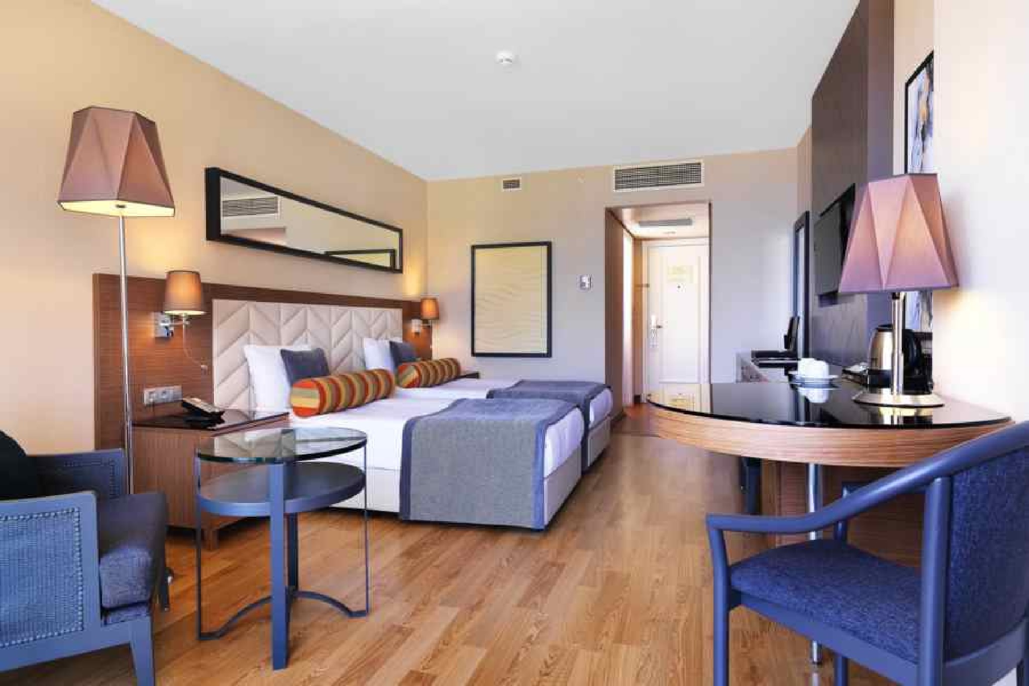 Superior, Double Bed, Land View