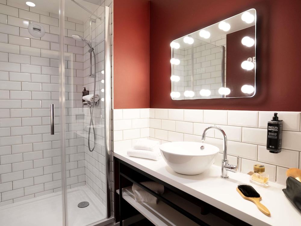 ibis Styles Lens Centre Gare 50/50