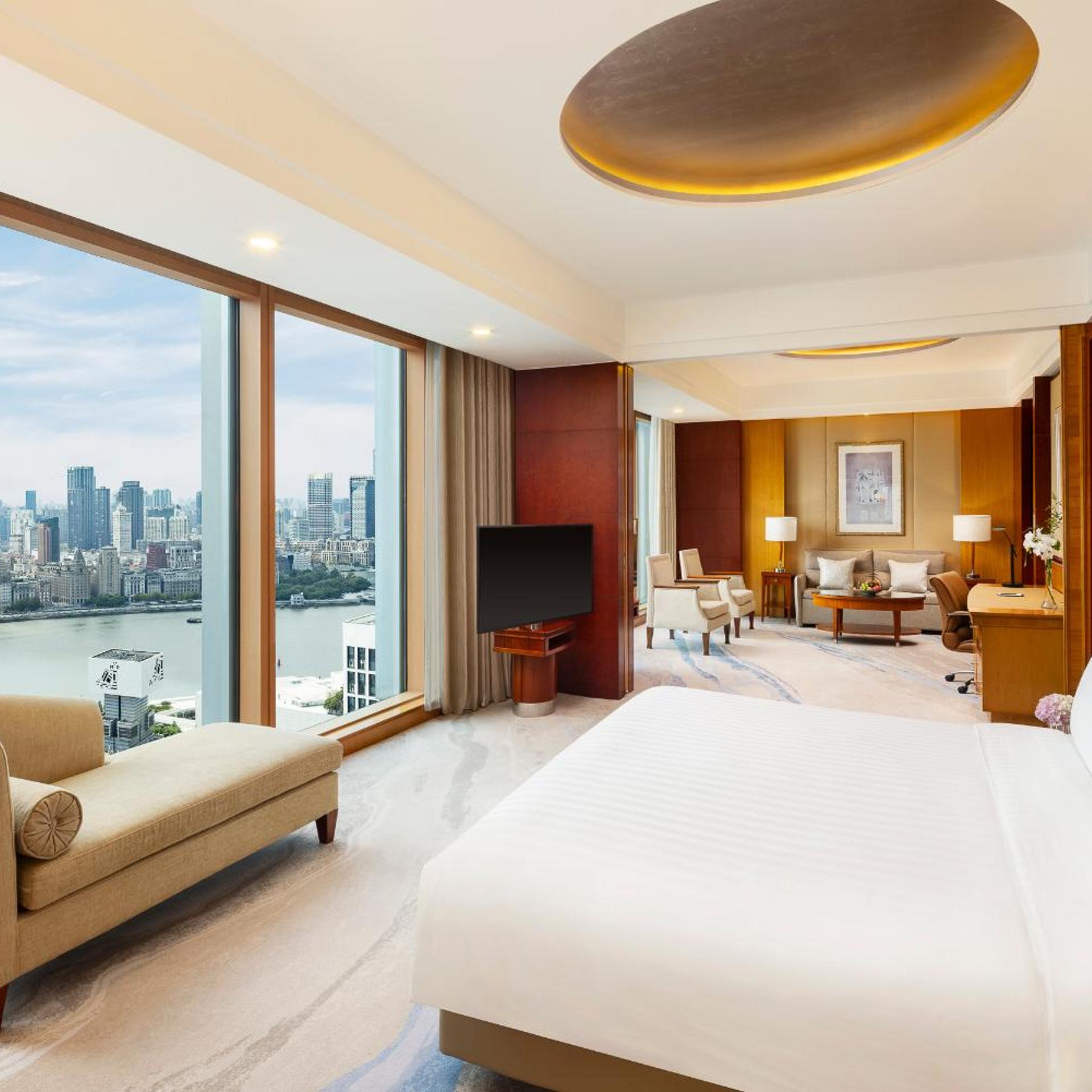 Grand, Bund, Suite, King Bed, with View