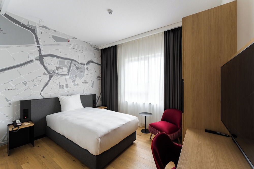 IntercityHotel Breda 2/26