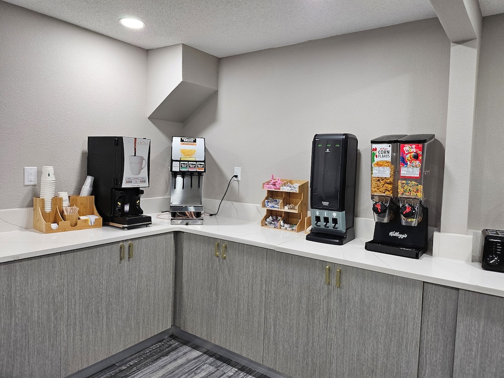 Days Inn by Wyndham Davenport 21/50