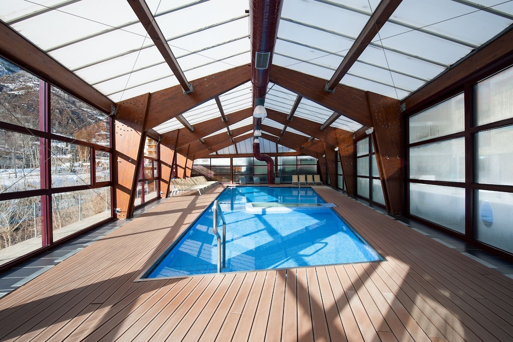 Sommos Hotel Aneto 23/50