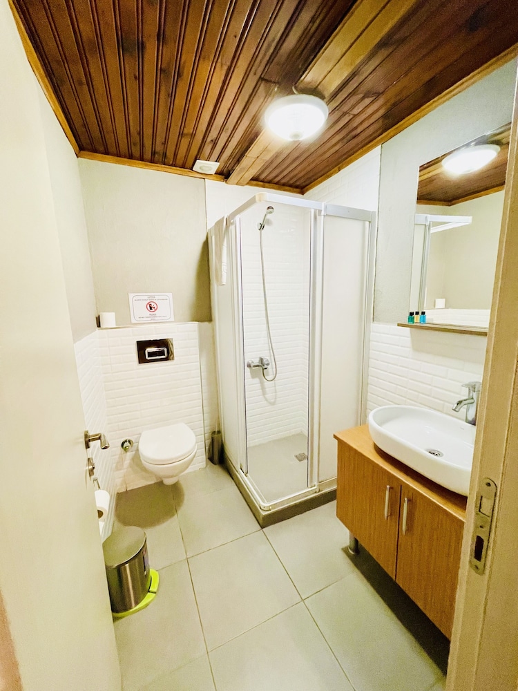 Puffin Hostel 30/30