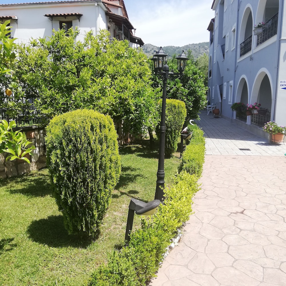 Delphin Rooms Sivota 28/50