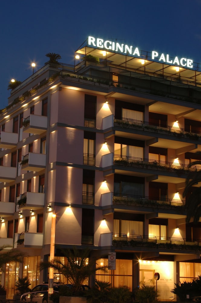 Reginna Palace in MAIORI
