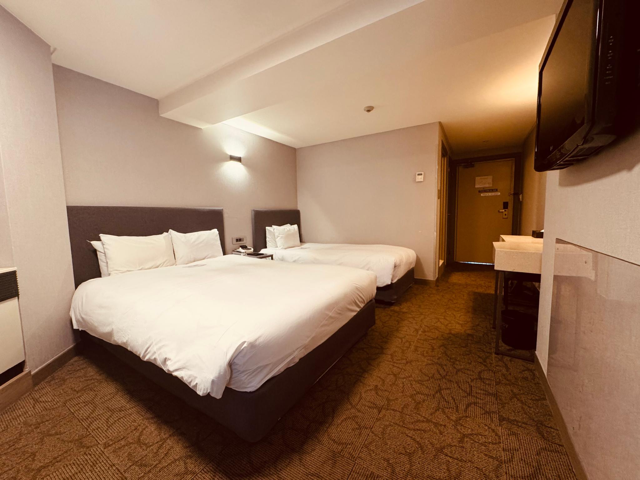 Superior, 1 Double and 1 Single Bed