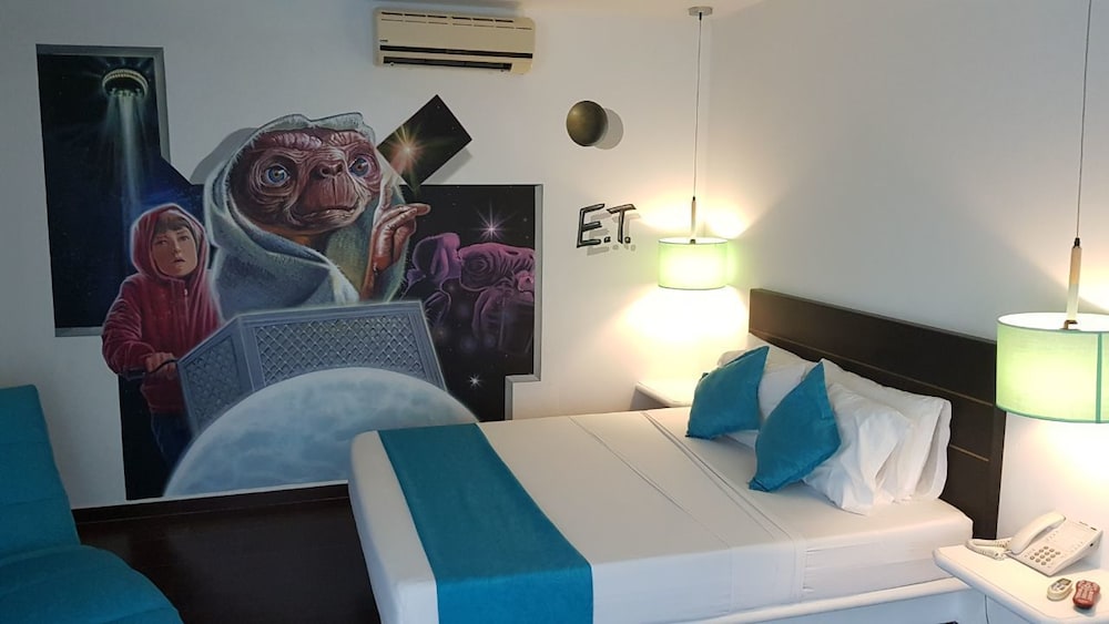 Hotel Paraiso Estudios 10/28