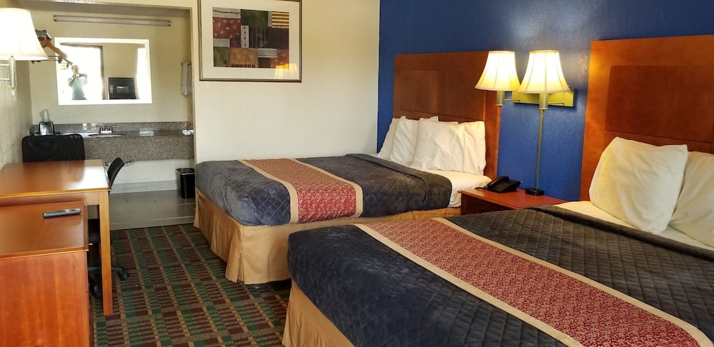 Executive Inn 15/29