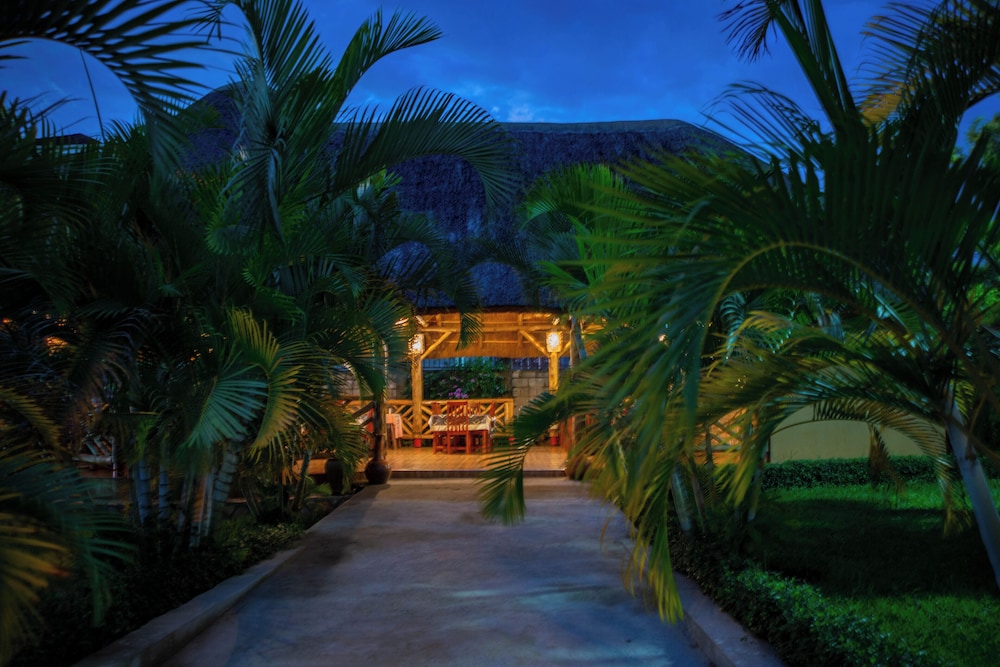 African Roots Guesthouse 38/47