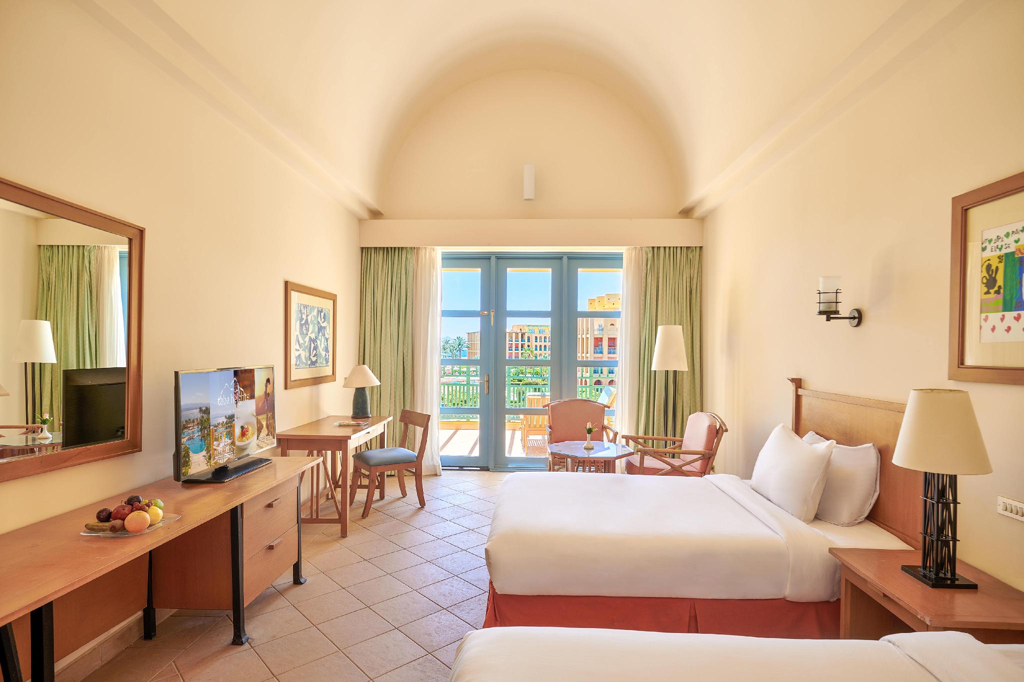 Lagoon, Twin Beds