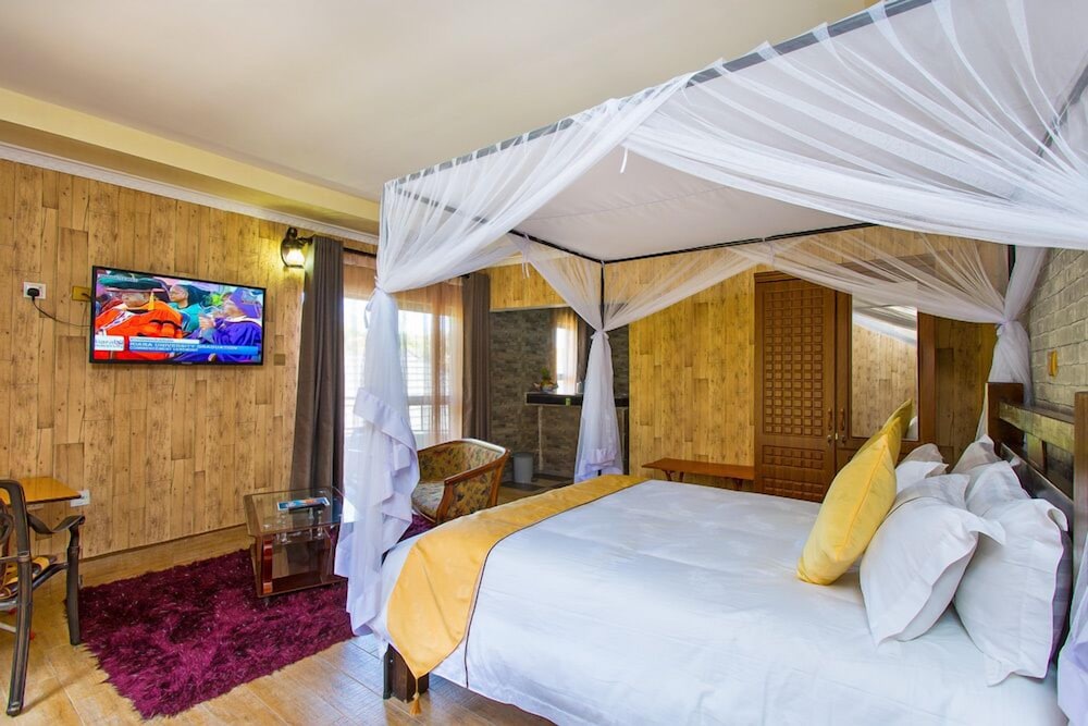 Nokras Riverine Hotel & Spa 6/34