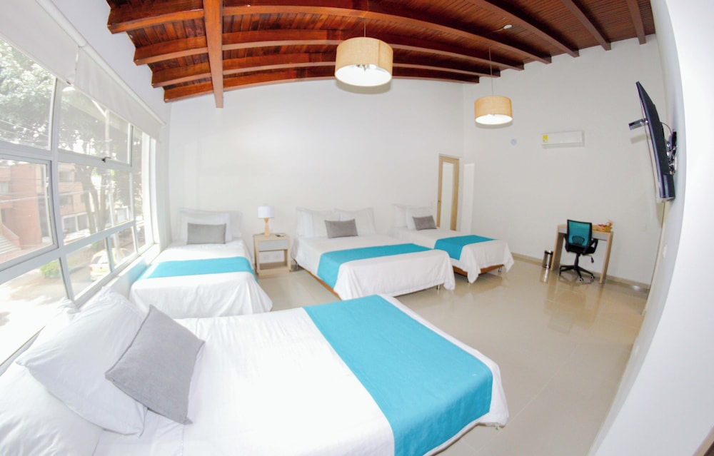 Hotel Boutique Laureles 24/40