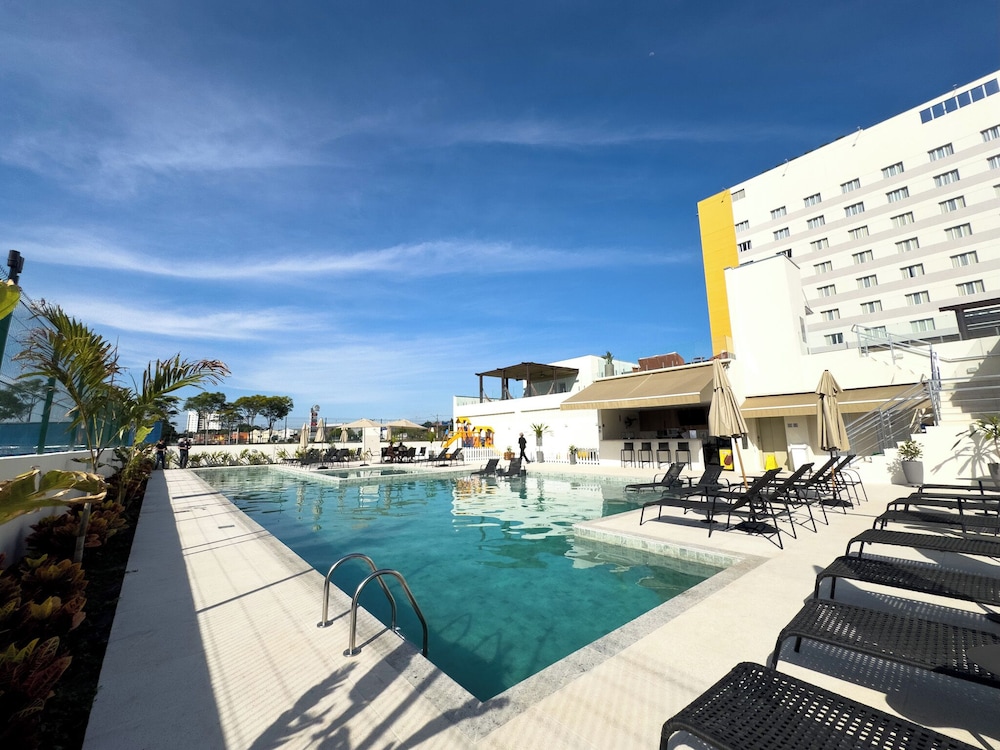 Intercity Patio Pinda Hotel & Resort 56/61