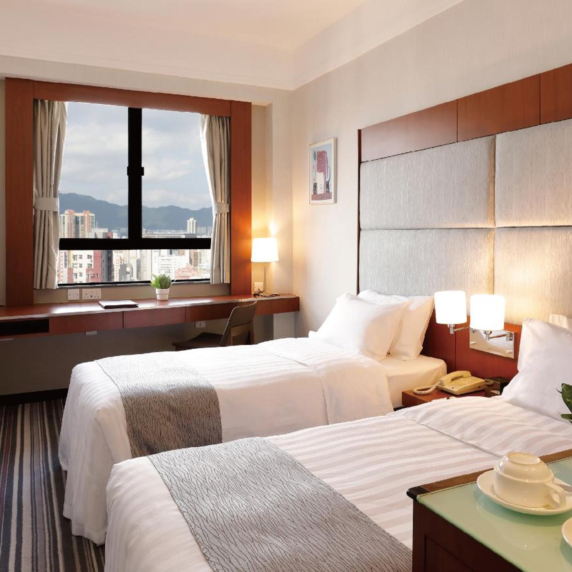 City, Twin Beds, with Extra Bed, with View