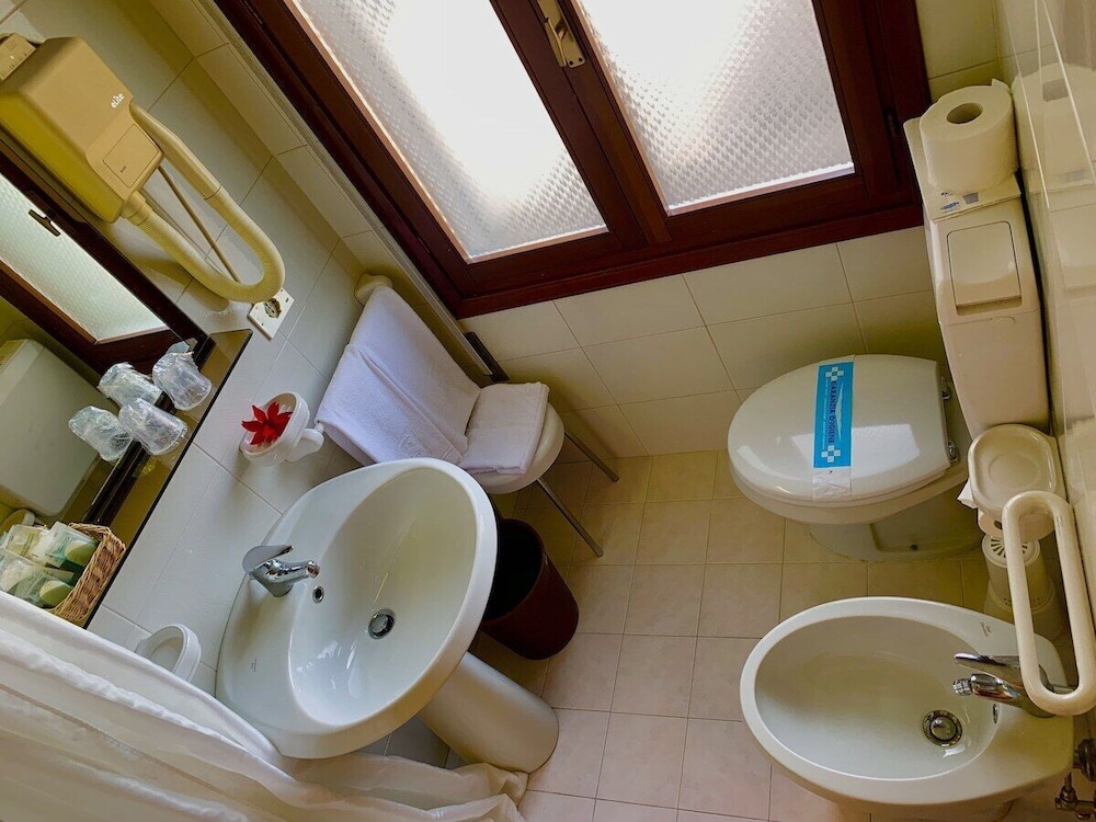 Hotel Terme Firenze 36/39