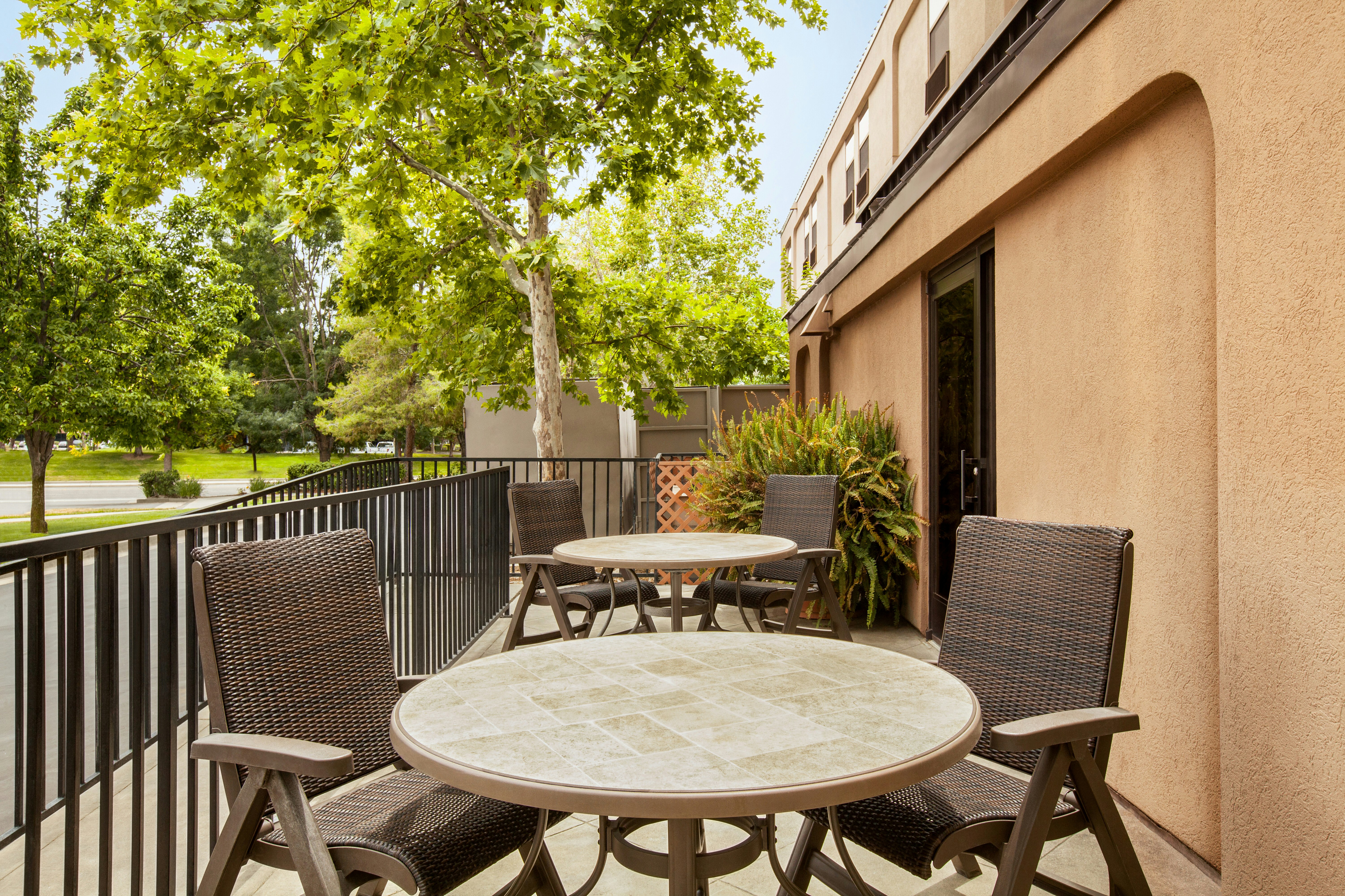Hampton Inn Sacramento Rancho Cordova 32/43