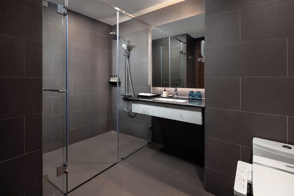 Kobi Onsen Resort Hue, Affiliated by Melia 58/61