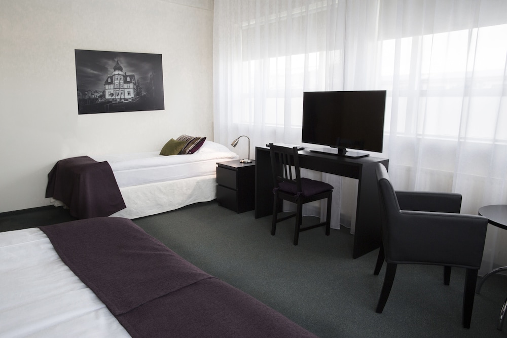 Alva Hotel 50/60
