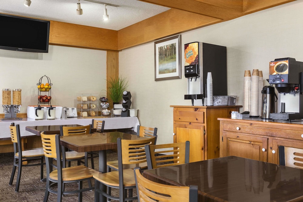 Travelodge by Wyndham Thunder Bay 28/39