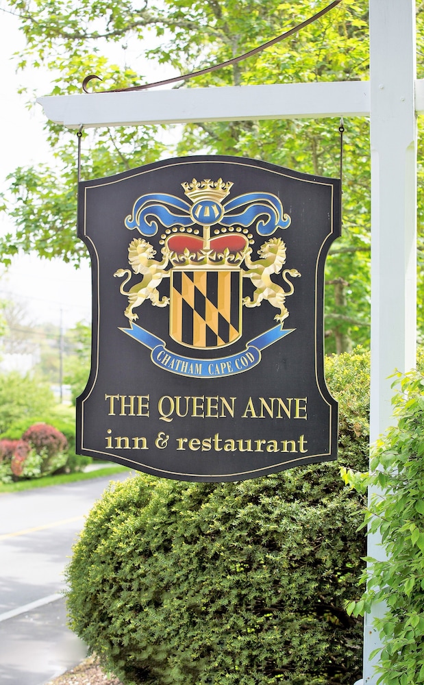 Queen Anne Inn 4/71