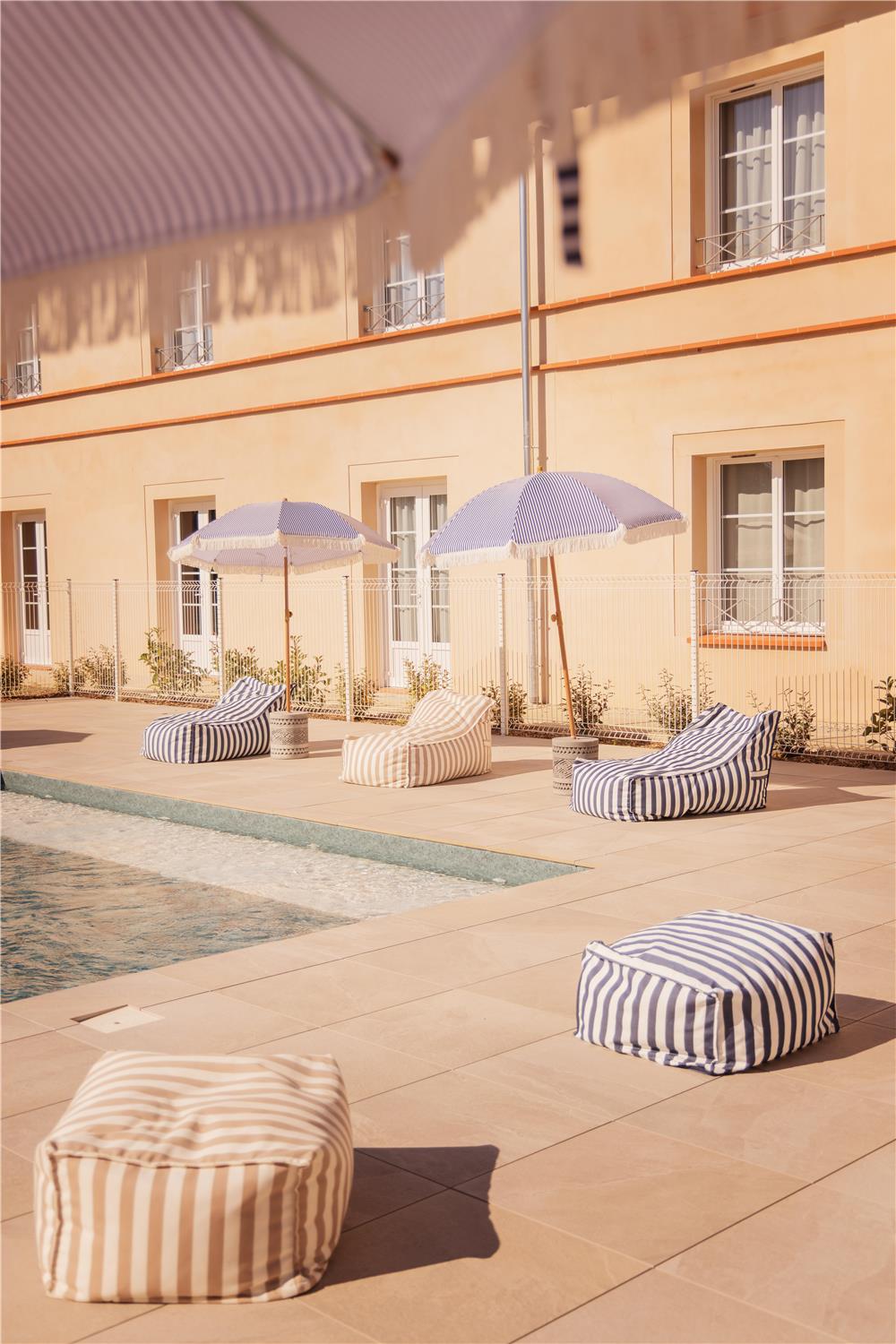 BEST WESTERN PLUS Le Canard Sur le Toit 44/47