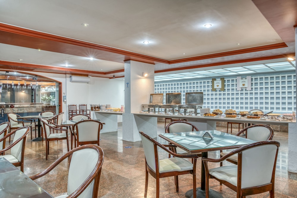 Praia Hotel Enseada 43/63