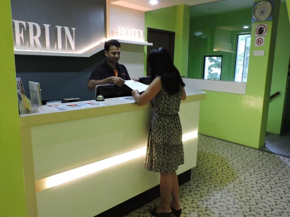 Merlin Hotel 26/38