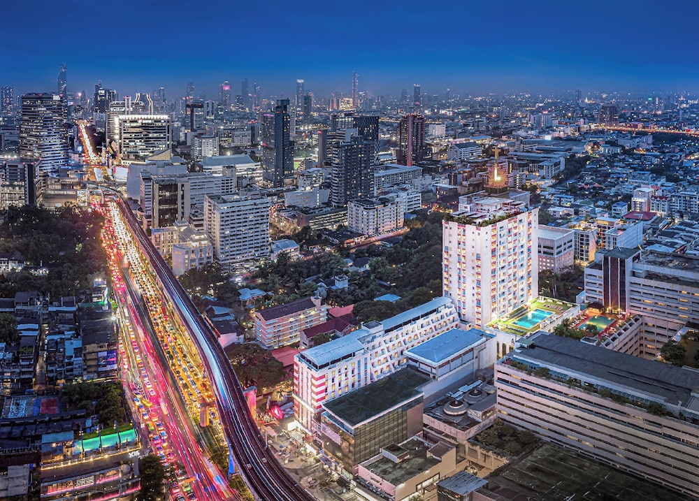 Evergreen Place Siam by UHG 3/72