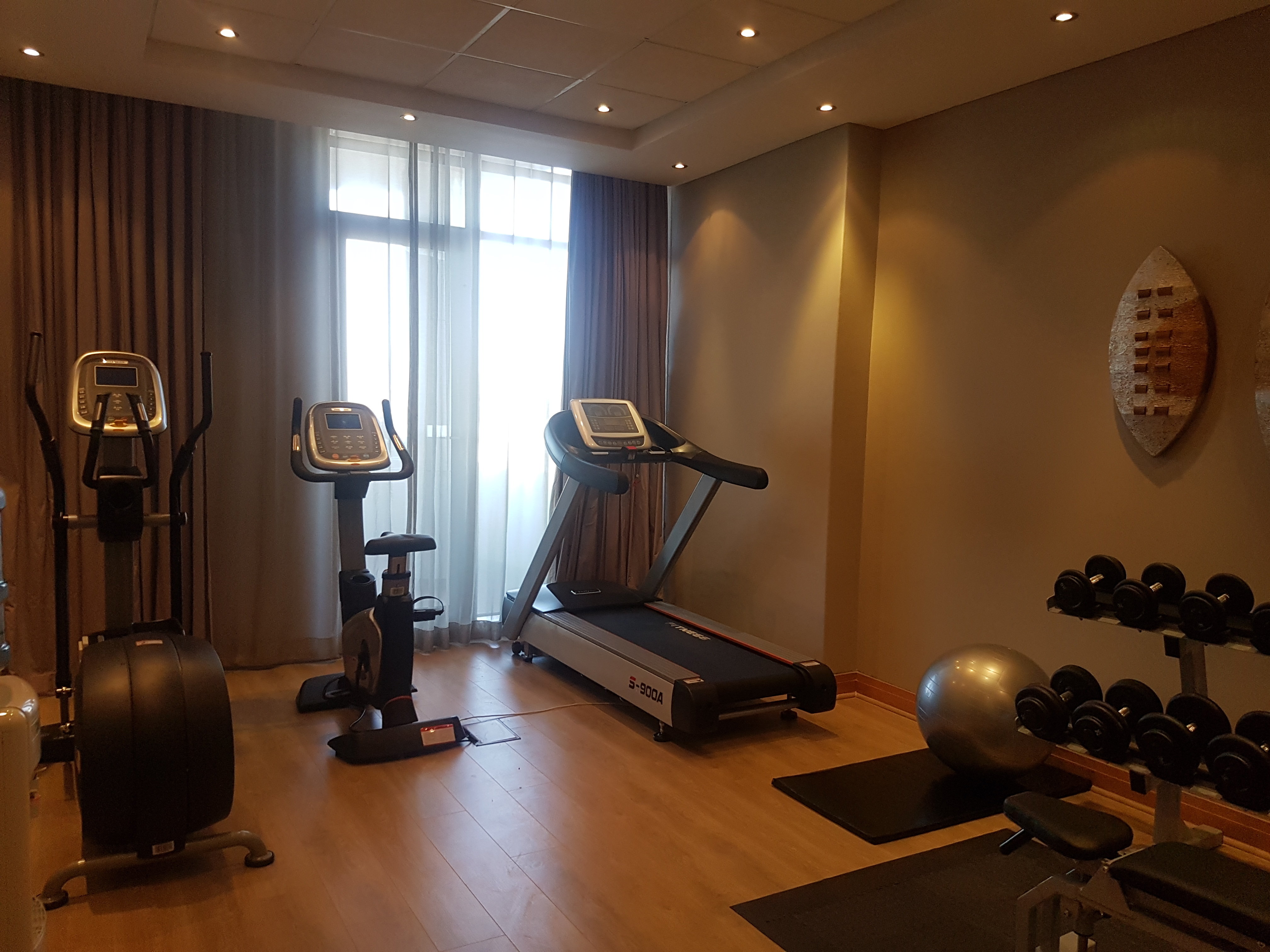 HOLIDAY INN EXPRESS DURBAN - UMHLANGA 52/83