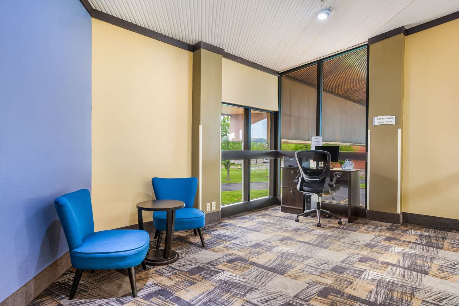 Quality Inn and Suites Florence Cincinnati South 44/48