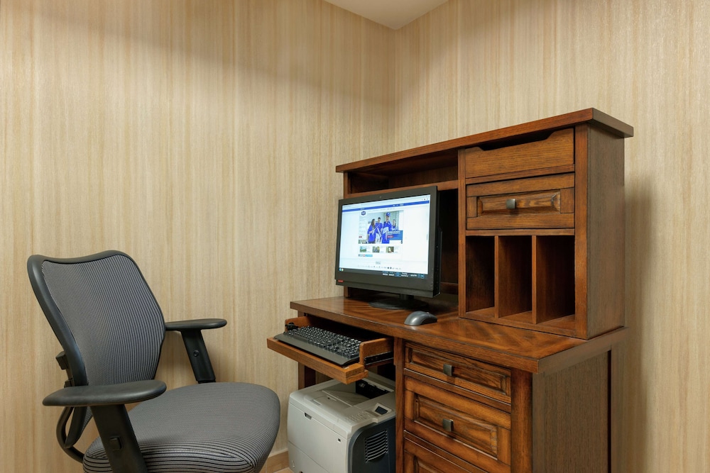 Hampton Inn Abilene 20/29