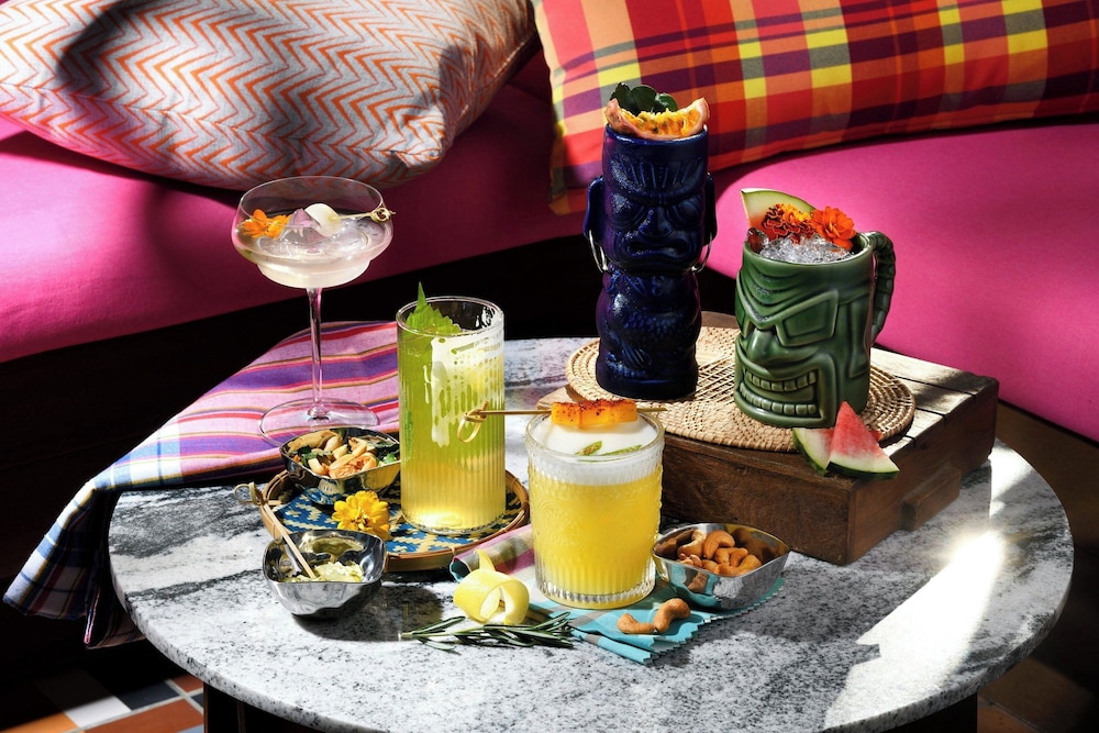 Moxy Bangkok Ratchaprasong 22/50