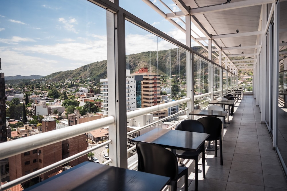 Amerian Carlos Paz Apart And Suites 44/53