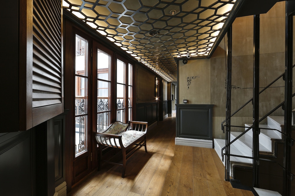 Sanat Hotel Pera 29/55
