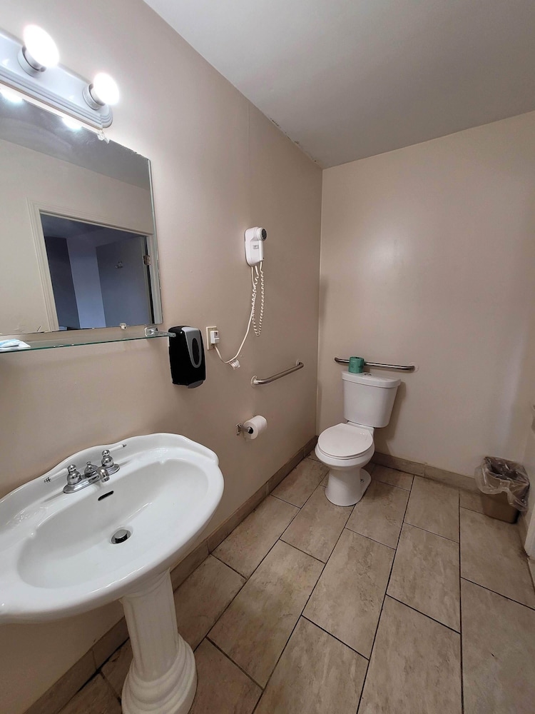 Budget Host Inn Niagara Falls 30/60