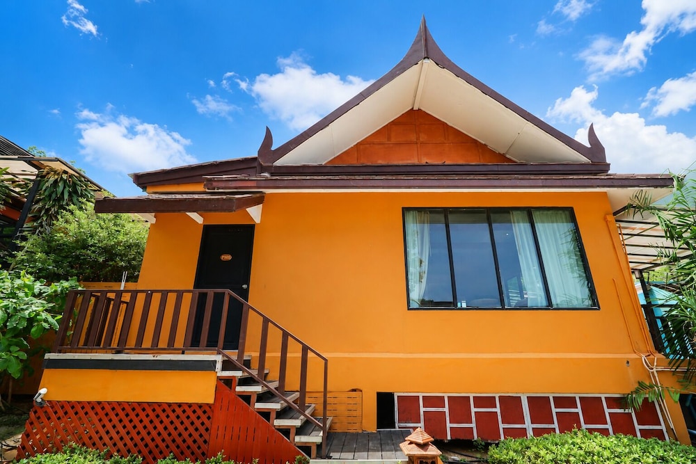 Phi Phi Long Beach Resort & Villa in PHI PHI ISLAND