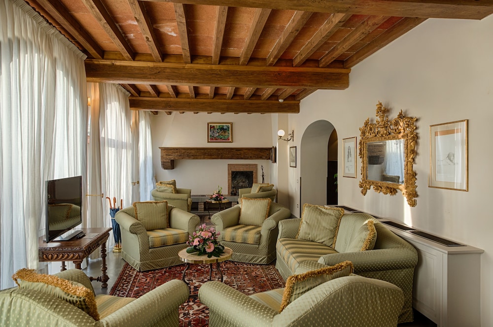 Villa Olmi Firenze 58/75