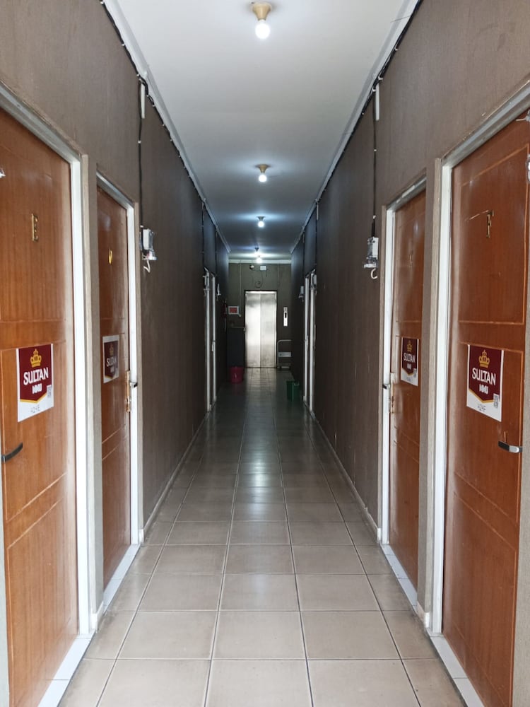 Hotel O near Cilandak Town Square formerly Sultan Residence Syariah photo2