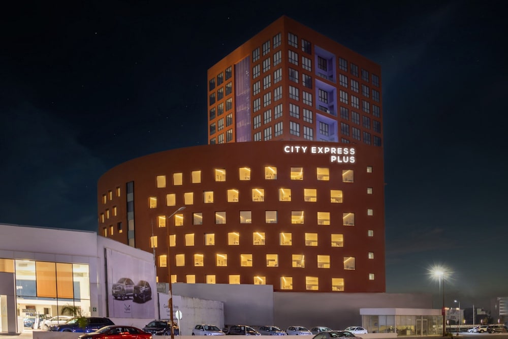 City Express Plus by Marriott San Luis Potosi 2/48